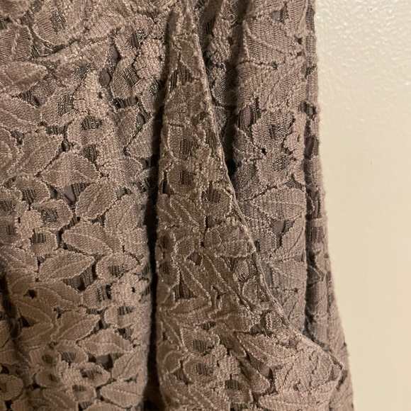 Strapless dress with pockets - Picture 3 of 6